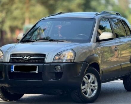 Хендай Туксон 2007 в Харькове на Automoto.ua Серый Хендай Туксон, объемом двигателя 2 л и пробегом 200 тыс. км за 2500 $, фото 2 на Automoto.ua