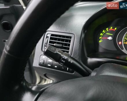 Серый Хендай Туксон, объемом двигателя 2 л и пробегом 231 тыс. км за 7999 $, фото 21 на Automoto.ua