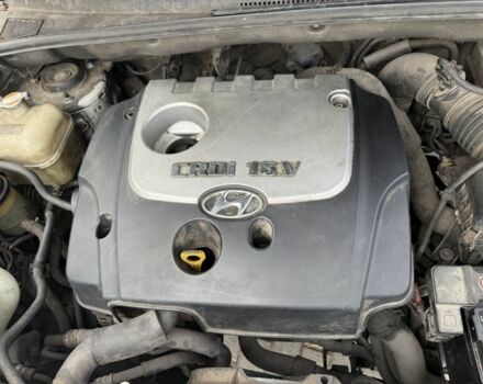 Серый Хендай Туксон, объемом двигателя 2 л и пробегом 175 тыс. км за 3400 $, фото 8 на Automoto.ua