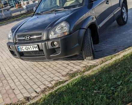 Хендай Туксон 2007 у Івано-Франківську на Automoto.ua Сірий Хендай Туксон, об'ємом двигуна 2 л та пробігом 260 тис. км за 7950 $, фото 10 на Automoto.ua