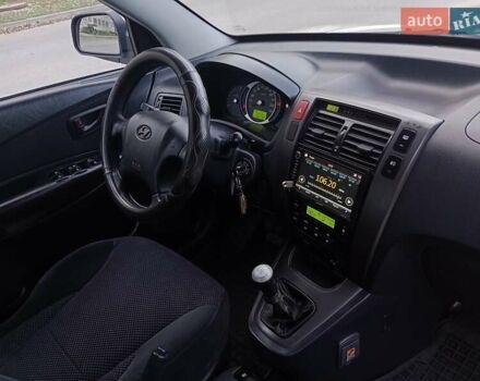 Сірий Хендай Туксон, об'ємом двигуна 1.98 л та пробігом 225 тис. км за 6999 $, фото 36 на Automoto.ua
