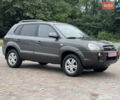Хендай Туксон 2007 в Калуше на Automoto.ua Серый Хендай Туксон, объемом двигателя 2 л и пробегом 182 тыс. км за 7600 $, фото 5 на Automoto.ua