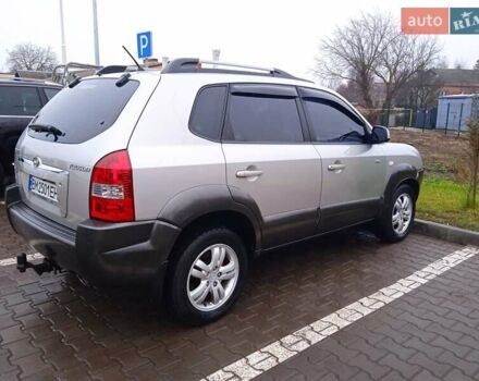 Сірий Хендай Туксон, об'ємом двигуна 1.98 л та пробігом 157 тис. км за 7800 $, фото 7 на Automoto.ua
