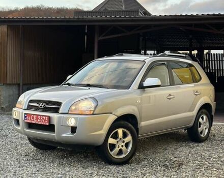 Хендай Туксон 2007 в Бережанах на Automoto.ua Серый Хендай Туксон, объемом двигателя 2 л и пробегом 172 тыс. км за 7400 $, фото 1 на Automoto.ua
