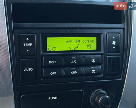 Серый Хендай Туксон, объемом двигателя 2 л и пробегом 182 тыс. км за 7600 $, фото 34 на Automoto.ua