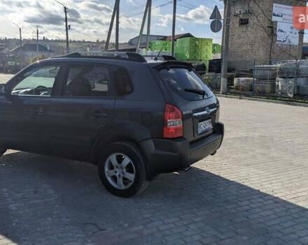Хендай Туксон 2007 у Івано-Франківську на Automoto.ua Сірий Хендай Туксон, об'ємом двигуна 2 л та пробігом 260 тис. км за 7950 $, фото 3 на Automoto.ua