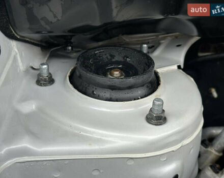 Серый Хендай Туксон, объемом двигателя 1.98 л и пробегом 217 тыс. км за 8500 $, фото 49 на Automoto.ua