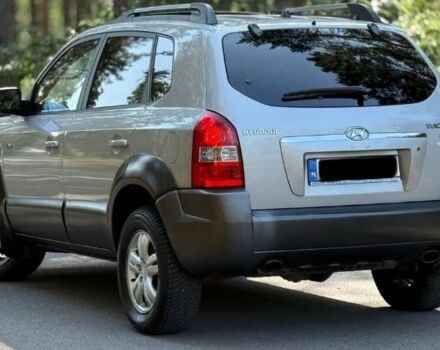 Хендай Туксон 2007 в Харькове на Automoto.ua Серый Хендай Туксон, объемом двигателя 2 л и пробегом 200 тыс. км за 2500 $, фото 3 на Automoto.ua