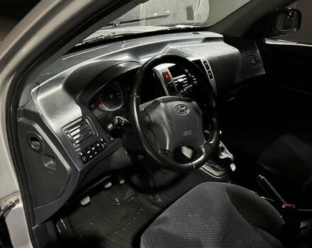 Хендай Туксон 2007 в Запорожье на Automoto.ua Серый Хендай Туксон, объемом двигателя 1.98 л и пробегом 211 тыс. км за 5900 $, фото 4 на Automoto.ua