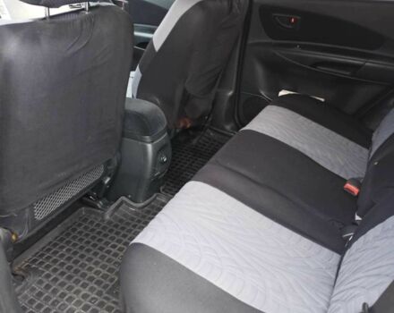 Хендай Туксон 2007 в Белой Церкве на Automoto.ua Серый Хендай Туксон, объемом двигателя 2 л и пробегом 204 тыс. км за 7550 $, фото 6 на Automoto.ua