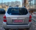 Серый Хендай Туксон, объемом двигателя 2 л и пробегом 124 тыс. км за 9300 $, фото 5 на Automoto.ua