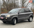 Серый Хендай Туксон, объемом двигателя 2 л и пробегом 182 тыс. км за 7600 $, фото 7 на Automoto.ua
