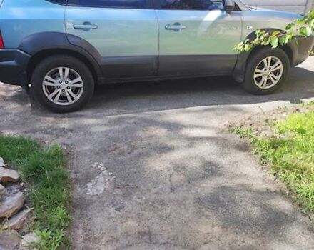 Сірий Хендай Туксон, об'ємом двигуна 0 л та пробігом 320 тис. км за 7700 $, фото 2 на Automoto.ua