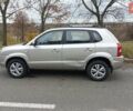 Сірий Хендай Туксон, об'ємом двигуна 2 л та пробігом 203 тис. км за 7700 $, фото 8 на Automoto.ua