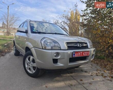 Серый Хендай Туксон, объемом двигателя 1.98 л и пробегом 173 тыс. км за 7450 $, фото 20 на Automoto.ua