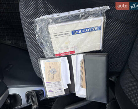 Серый Хендай Туксон, объемом двигателя 2 л и пробегом 198 тыс. км за 8900 $, фото 10 на Automoto.ua