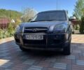 Сірий Хендай Туксон, об'ємом двигуна 2 л та пробігом 180 тис. км за 8500 $, фото 1 на Automoto.ua