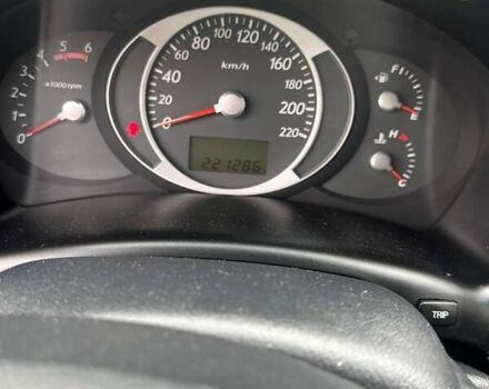 Сірий Хендай Туксон, об'ємом двигуна 1.99 л та пробігом 221 тис. км за 6000 $, фото 19 на Automoto.ua