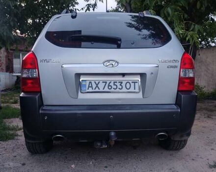Сірий Хендай Туксон, об'ємом двигуна 1.99 л та пробігом 350 тис. км за 7800 $, фото 1 на Automoto.ua