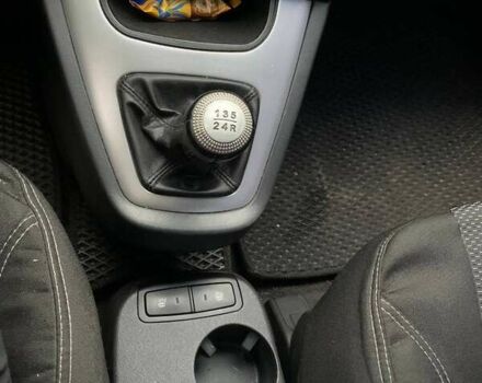 Сірий Хендай Туксон, об'ємом двигуна 1.98 л та пробігом 170 тис. км за 8800 $, фото 25 на Automoto.ua