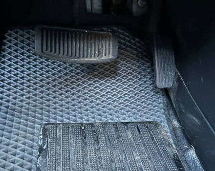 Серый Хендай Туксон, объемом двигателя 1.98 л и пробегом 227 тыс. км за 7700 $, фото 11 на Automoto.ua