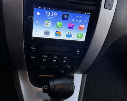 Хендай Туксон 2008 у Зборів на Automoto.ua Сірий Хендай Туксон, об'ємом двигуна 1.99 л та пробігом 228 тис. км за 8500 $, фото 22 на Automoto.ua