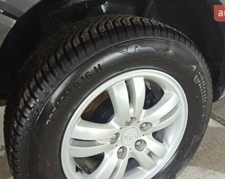 Серый Хендай Туксон, объемом двигателя 2 л и пробегом 127 тыс. км за 9300 $, фото 38 на Automoto.ua