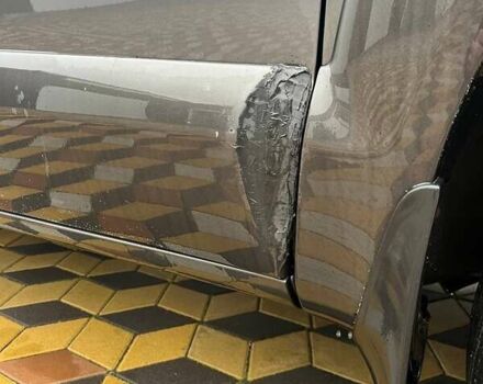 Серый Хендай Туксон, объемом двигателя 1.98 л и пробегом 254 тыс. км за 6900 $, фото 7 на Automoto.ua