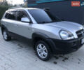Хендай Туксон 2008 в Турке на Automoto.ua Серый Хендай Туксон, объемом двигателя 2 л и пробегом 274 тыс. км за 7200 $, фото 3 на Automoto.ua