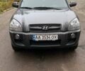 Сірий Хендай Туксон, об'ємом двигуна 1.98 л та пробігом 170 тис. км за 8800 $, фото 1 на Automoto.ua