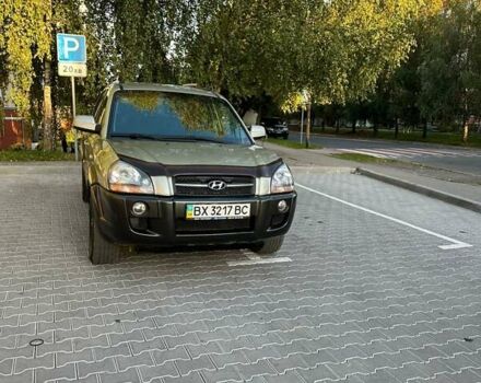 Серый Хендай Туксон, объемом двигателя 2 л и пробегом 164 тыс. км за 9300 $, фото 7 на Automoto.ua