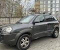 Сірий Хендай Туксон, об'ємом двигуна 1.99 л та пробігом 221 тис. км за 6000 $, фото 1 на Automoto.ua