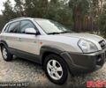 Сірий Хендай Туксон, об'ємом двигуна 2 л та пробігом 178 тис. км за 7900 $, фото 1 на Automoto.ua