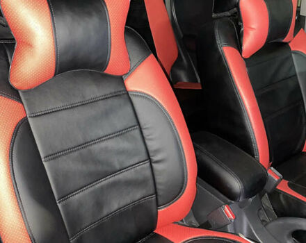 Сірий Хендай Туксон, об'ємом двигуна 2.02 л та пробігом 226 тис. км за 9200 $, фото 2 на Automoto.ua