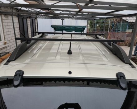 Серый Хендай Туксон, объемом двигателя 2 л и пробегом 190 тыс. км за 9000 $, фото 4 на Automoto.ua