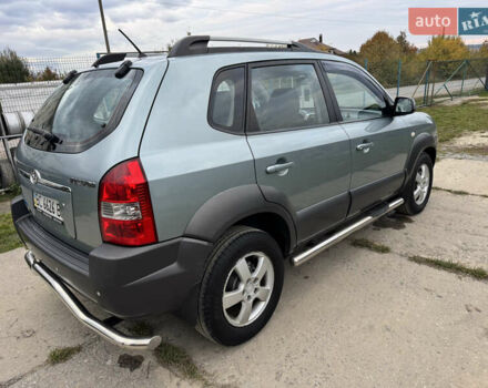 Хендай Туксон 2008 в Новой Ушице на Automoto.ua Серый Хендай Туксон, объемом двигателя 1.98 л и пробегом 229 тыс. км за 8200 $, фото 16 на Automoto.ua