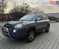 Серый Хендай Туксон, объемом двигателя 2 л и пробегом 217 тыс. км за 8200 $, фото 1 на Automoto.ua