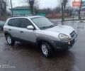 Серый Хендай Туксон, объемом двигателя 2 л и пробегом 256 тыс. км за 8100 $, фото 2 на Automoto.ua