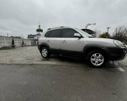 Сірий Хендай Туксон, об'ємом двигуна 1.98 л та пробігом 36 тис. км за 12800 $, фото 8 на Automoto.ua