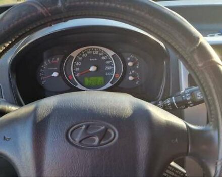 Хендай Туксон 2008 в Хмельницком на Automoto.ua Серый Хендай Туксон, объемом двигателя 1.98 л и пробегом 227 тыс. км за 7500 $, фото 8 на Automoto.ua