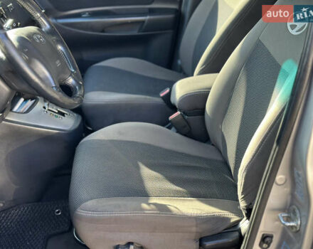 Серый Хендай Туксон, объемом двигателя 1.99 л и пробегом 333 тыс. км за 8199 $, фото 8 на Automoto.ua