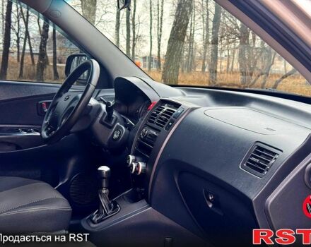 Серый Хендай Туксон, объемом двигателя 20 л и пробегом 170 тыс. км за 7750 $, фото 12 на Automoto.ua