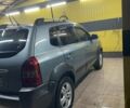 Сірий Хендай Туксон, об'ємом двигуна 2 л та пробігом 195 тис. км за 7500 $, фото 2 на Automoto.ua