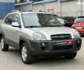 Сірий Хендай Туксон, об'ємом двигуна 2.7 л та пробігом 210 тис. км за 9290 $, фото 2 на Automoto.ua