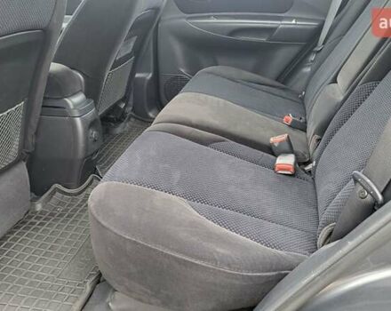 Серый Хендай Туксон, объемом двигателя 1.98 л и пробегом 177 тыс. км за 8200 $, фото 15 на Automoto.ua