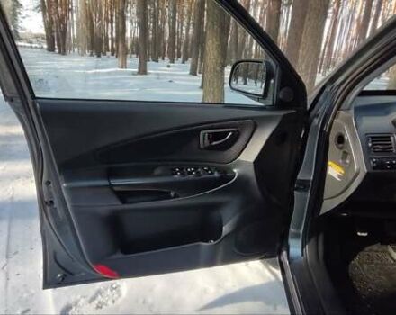 Сірий Хендай Туксон, об'ємом двигуна 1.98 л та пробігом 227 тис. км за 8600 $, фото 8 на Automoto.ua