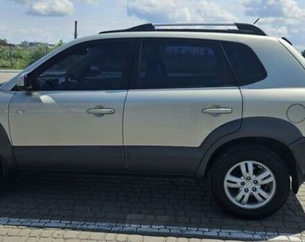 Сірий Хендай Туксон, об'ємом двигуна 1.98 л та пробігом 177 тис. км за 8500 $, фото 12 на Automoto.ua