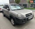 Серый Хендай Туксон, объемом двигателя 1.98 л и пробегом 173 тыс. км за 8200 $, фото 1 на Automoto.ua