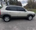 Хендай Туксон 2008 в Жмеренке на Automoto.ua Серый Хендай Туксон, объемом двигателя 2 л и пробегом 228 тыс. км за 6900 $, фото 5 на Automoto.ua