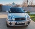 Серый Хендай Туксон, объемом двигателя 1.98 л и пробегом 134 тыс. км за 8200 $, фото 1 на Automoto.ua